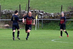 Foot, R3 : on n&#039;arrête plus Saint-Julien-Chapteuil