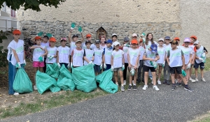 Les élèves de l&#039;école du Sacré-Cœur de Saint-Maurice-de-Lignon unis pour l&#039;environnement