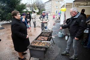 Sainte-Sigolène bat son plein tout le week-end avec le marché de Noël et Téléthon