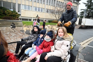 Sainte-Sigolène bat son plein tout le week-end avec le marché de Noël et Téléthon