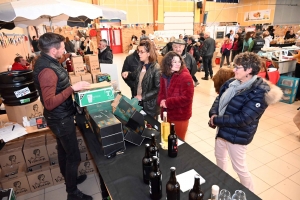 Sainte-Sigolène bat son plein tout le week-end avec le marché de Noël et Téléthon