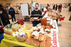 Sainte-Sigolène bat son plein tout le week-end avec le marché de Noël et Téléthon