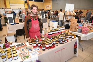 Sainte-Sigolène bat son plein tout le week-end avec le marché de Noël et Téléthon