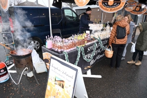 Sainte-Sigolène bat son plein tout le week-end avec le marché de Noël et Téléthon