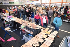 Sainte-Sigolène bat son plein tout le week-end avec le marché de Noël et Téléthon