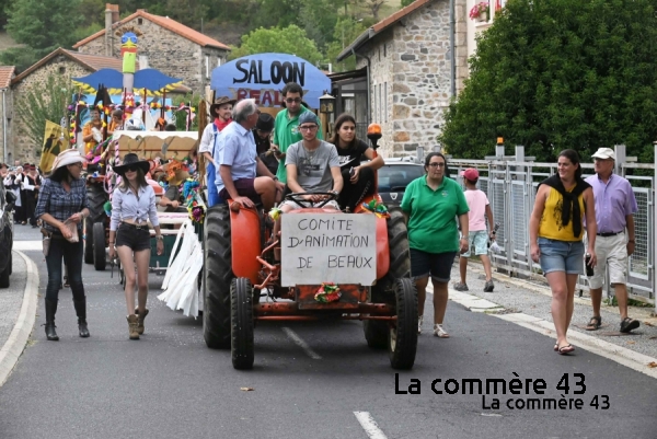 Photo d&#039;archives|Photo d&#039;archives|La banda Croqu&#039;notes du Chambon-Feugerolles avait animé le défilé des classes||