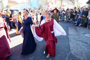 Saint-Maurice-de-Lignon : le corso anime le village (photos + vidéo)