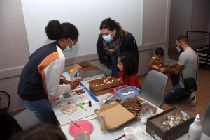 La Chapelle-d&#039;Aurec : des ateliers décoration de Noël pour occuper les enfants