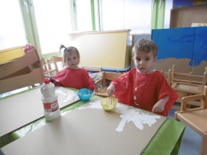 Monistrol-sur-Loire : une exposition des bambins de la crèche à voir à la médiathèque