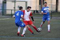 Foot : Retournac reste collé aux basques de Loudes