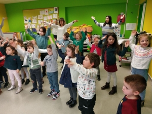 Les Villettes : les élèves de l&#039;école Saint-Louis ont cheminé vers Noël