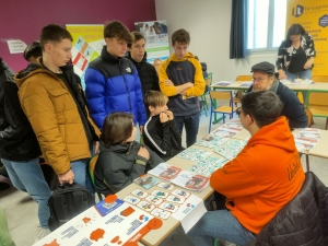 Yssingeaux : d&#039;anciens élèves de l&#039;ESCY reviennent avec leur formation ou leur métier