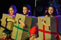 Yssingeaux : le spectacle de Noël des écoles publiques en images