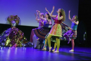 Dunières : les écoliers et collégiens font danser les robes d&#039;Adèle Duportal