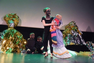 Dunières : les écoliers et collégiens font danser les robes d&#039;Adèle Duportal