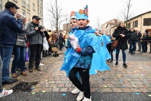 Monistrol-sur-Loire : un bestiaire de 900 enfants pour le Carnaval dans les rues