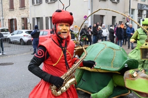 Monistrol-sur-Loire : un bestiaire de 900 enfants pour le Carnaval dans les rues