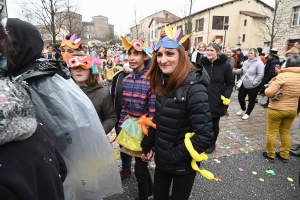 Monistrol-sur-Loire : un bestiaire de 900 enfants pour le Carnaval dans les rues