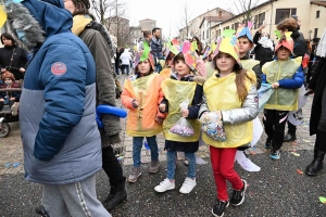 Monistrol-sur-Loire : un bestiaire de 900 enfants pour le Carnaval dans les rues