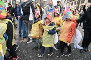 Monistrol-sur-Loire : un bestiaire de 900 enfants pour le Carnaval dans les rues