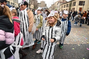 Monistrol-sur-Loire : un bestiaire de 900 enfants pour le Carnaval dans les rues