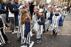 Monistrol-sur-Loire : un bestiaire de 900 enfants pour le Carnaval dans les rues