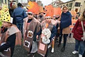 Monistrol-sur-Loire : un bestiaire de 900 enfants pour le Carnaval dans les rues