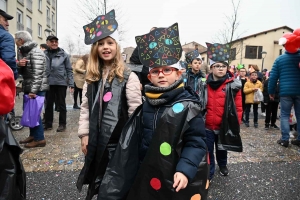 Monistrol-sur-Loire : un bestiaire de 900 enfants pour le Carnaval dans les rues