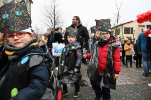 Monistrol-sur-Loire : un bestiaire de 900 enfants pour le Carnaval dans les rues