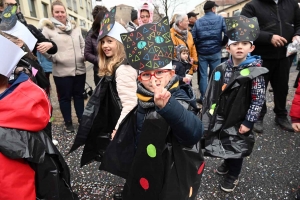 Monistrol-sur-Loire : un bestiaire de 900 enfants pour le Carnaval dans les rues