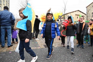 Monistrol-sur-Loire : un bestiaire de 900 enfants pour le Carnaval dans les rues