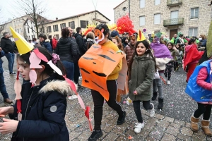 Monistrol-sur-Loire : un bestiaire de 900 enfants pour le Carnaval dans les rues