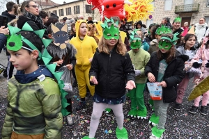 Monistrol-sur-Loire : un bestiaire de 900 enfants pour le Carnaval dans les rues