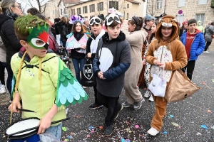 Monistrol-sur-Loire : un bestiaire de 900 enfants pour le Carnaval dans les rues