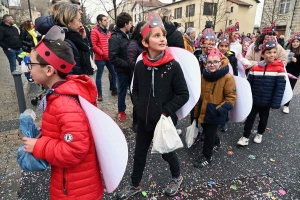 Monistrol-sur-Loire : un bestiaire de 900 enfants pour le Carnaval dans les rues