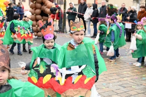 Monistrol-sur-Loire : un bestiaire de 900 enfants pour le Carnaval dans les rues