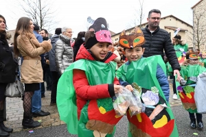 Monistrol-sur-Loire : un bestiaire de 900 enfants pour le Carnaval dans les rues