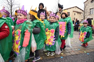 Monistrol-sur-Loire : un bestiaire de 900 enfants pour le Carnaval dans les rues