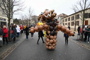 Monistrol-sur-Loire : un bestiaire de 900 enfants pour le Carnaval dans les rues