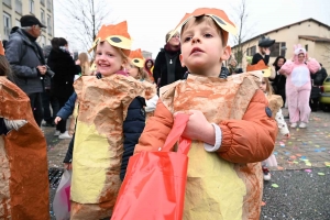 Monistrol-sur-Loire : un bestiaire de 900 enfants pour le Carnaval dans les rues