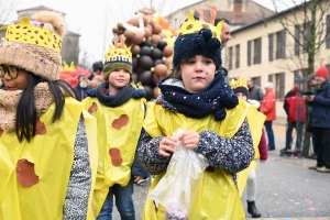 Monistrol-sur-Loire : un bestiaire de 900 enfants pour le Carnaval dans les rues