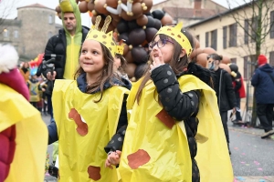 Monistrol-sur-Loire : un bestiaire de 900 enfants pour le Carnaval dans les rues