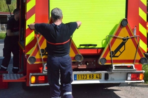 Pont-Salomon : le scooter dérape sur des graviers, le pilote glisse sur 10 mètres