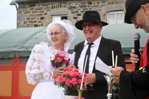 Saint-Front : les hameaux animent le village pour le défilé des chars (vidéo)