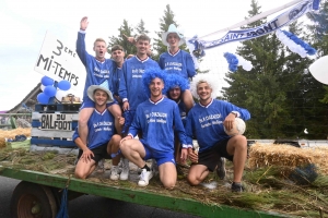 Saint-Front : les hameaux animent le village pour le défilé des chars (vidéo)