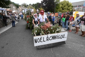 Saint-Front : les hameaux animent le village pour le défilé des chars (vidéo)