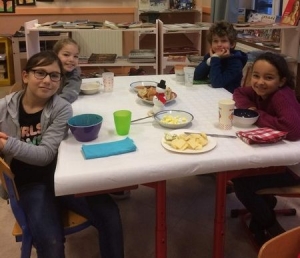 Un petit-déjeuner équilibré pour les écoliers de Jean-de-La-Fontaine