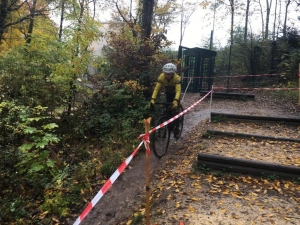 Un cyclo-cross diluvien pour le VC Velay à Bourg-lès-Valence