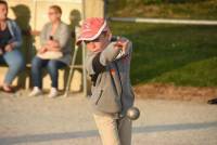 Montfaucon-en-Velay : le choix entre le volley et la pétanque pour une soirée estivale