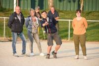 Montfaucon-en-Velay : le choix entre le volley et la pétanque pour une soirée estivale